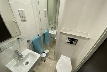 1 bed studio, The Oaks, Westwood heath, Warwick, CV48JB - Image 3